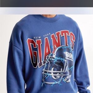 Abercrombie & Fitch Blue New York Giants Graphic Crewneck